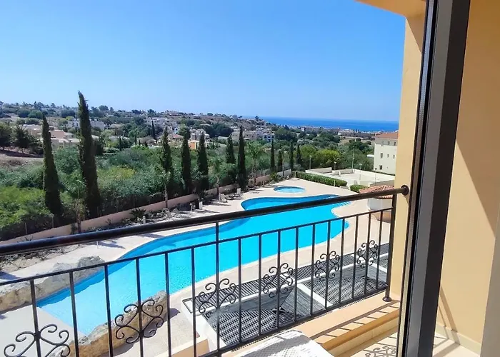 Thalassa View Kyklamino Apartment *